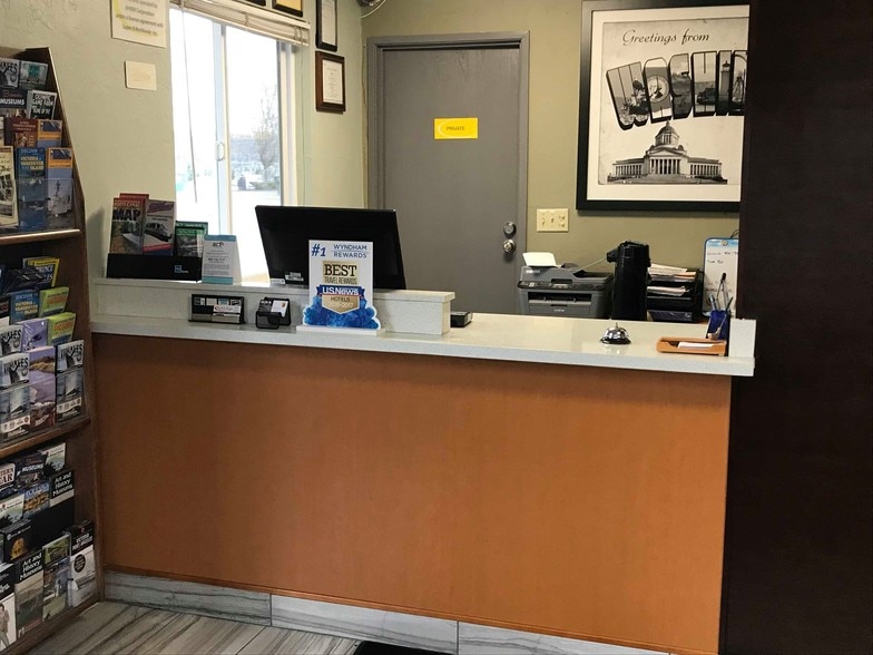 More Photos Of 2943 Northview Cir, Shelton Hotel For Sale