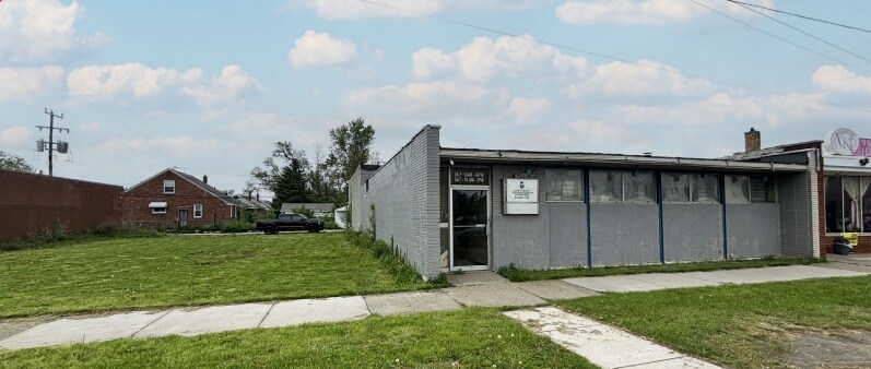 Primary Photo Of 20524 & 20538 W Warren Ave, Detroit Freestanding For Sale