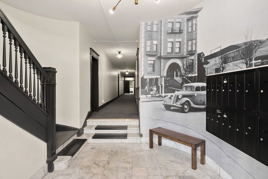 More Photos Of 2501 Colby Ave, Everett Apartments For Sale