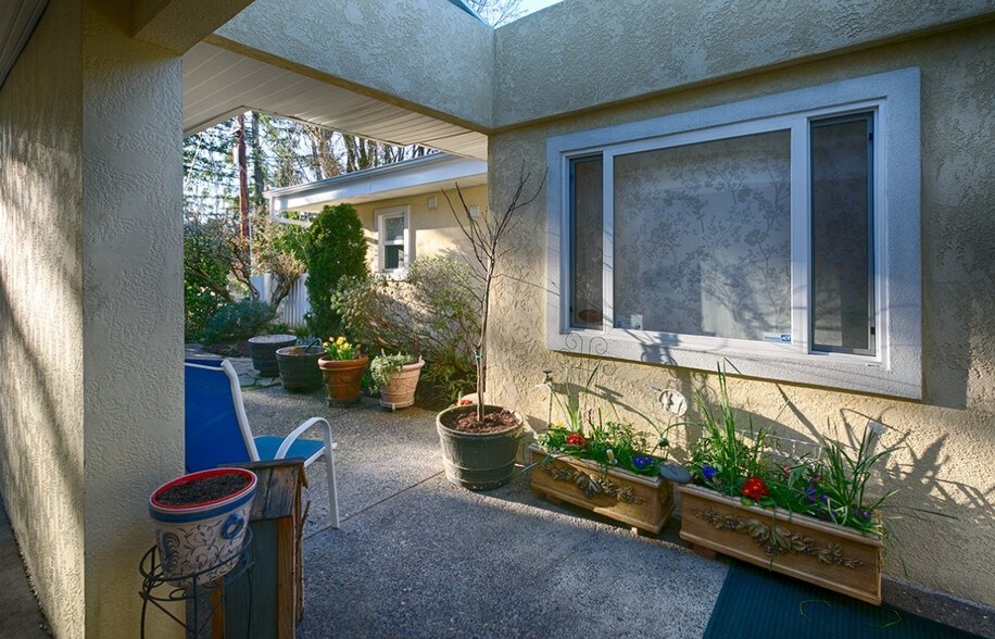 More Photos Of 3020-3024 SW 12th Ave, Portland Apartments For Sale