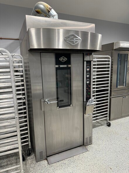 More Photos Of 26 Wampum Dr, Brewster Office For Sale