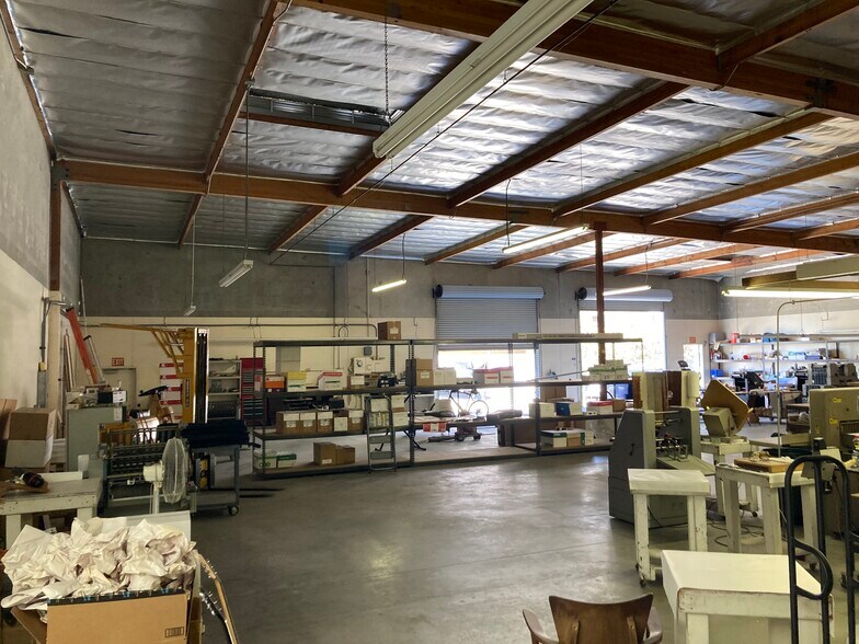 More Photos Of 2455 Lewis Ave, Signal Hill Warehouse For Sale