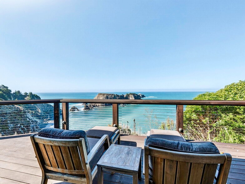 More Photos Of 5920 CA-1, Elk Hotel For Sale