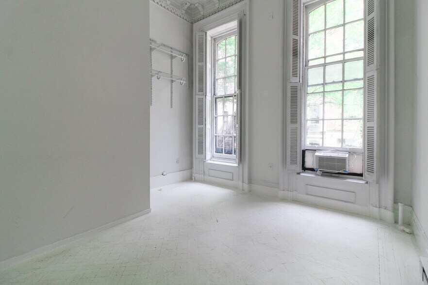 More Photos Of 114 E 37th St, New York Apartments For Sale
