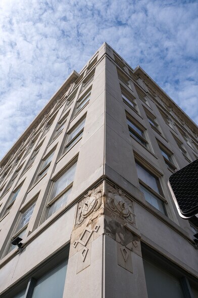 More Photos Of 2030-2036 Main St, Dallas Loft Creative Space For Lease