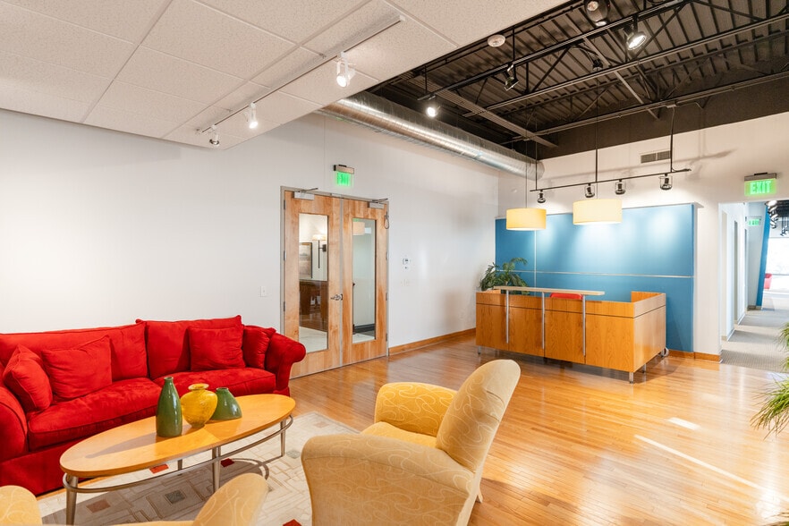 More Photos Of 7780 Brier Creek Pky, Raleigh Medical For Lease
