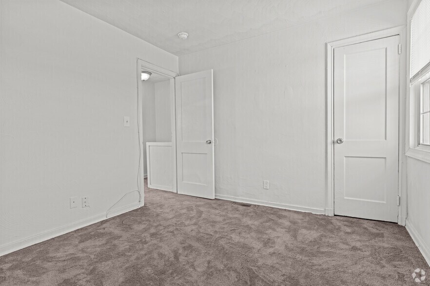 More Photos Of 3817 George Washington Hwy, Portsmouth Apartments For Sale