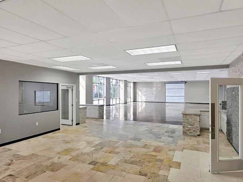 More Photos Of 18623 Kuykendahl Rd, Spring Auto Repair For Lease