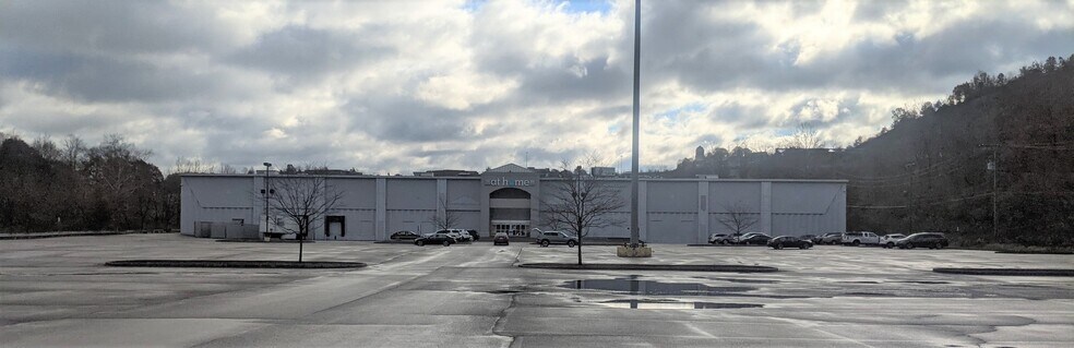 More Photos Of 1000-2000 Casteel Dr, Coraopolis Land For Lease