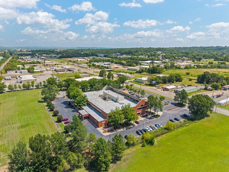 More Photos Of 3600 Wheeler Ave, Fort Smith Medical For Lease