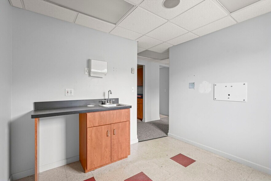 More Photos Of 470 State Route 79, Morganville Medical For Lease