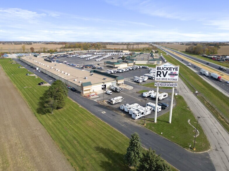 More Photos Of 1100 McArthur Rd, Jeffersonville Light Distribution For Lease