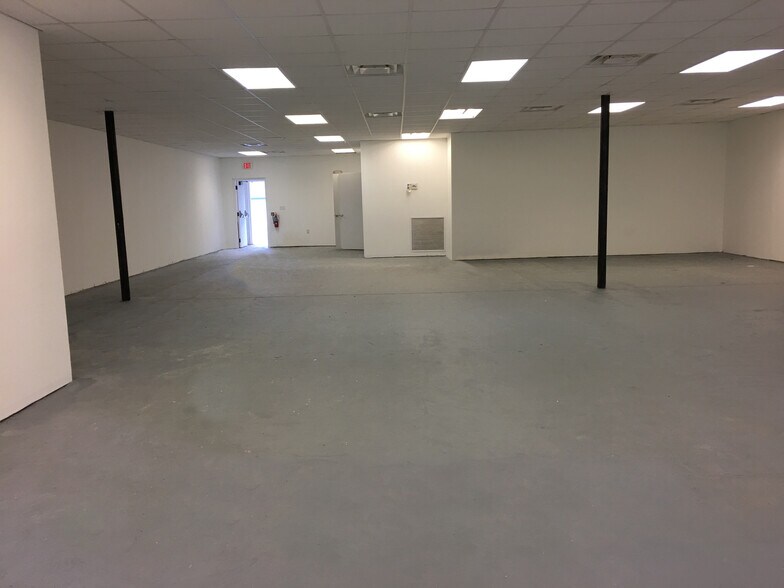 More Photos Of 5431 E Silver Springs Blvd, Silver Springs Office For Lease