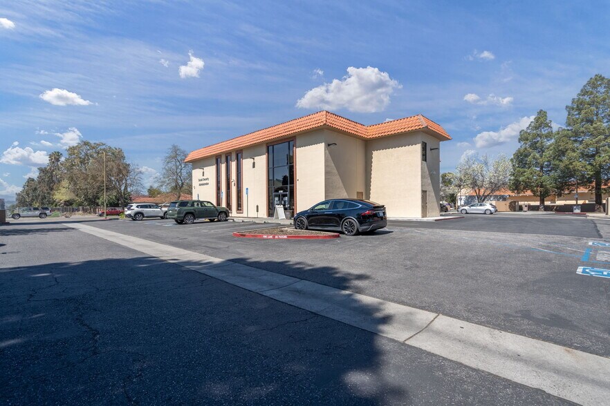 More Photos Of 6140 Cottle Rd, San Jose Office For Sale