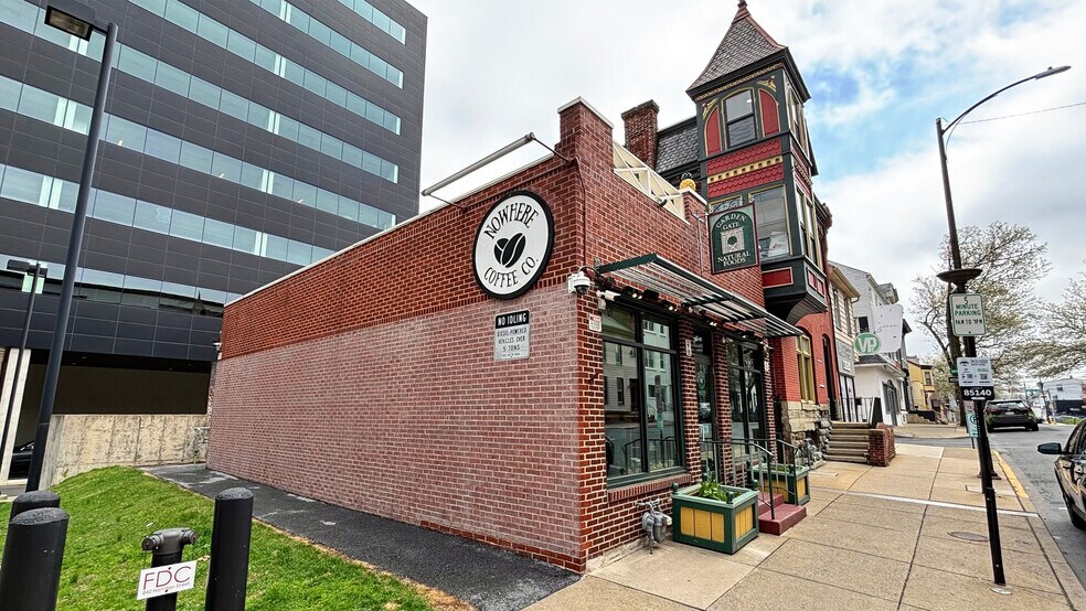 More Photos Of 17 S 9th St, Allentown Storefront For Sale