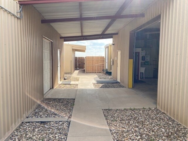 More Photos Of 7508 W County Road 116, Midland Manufacturing For Lease