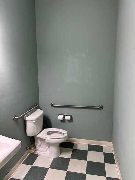 More Photos Of 1737 SE 28th Loop, Ocala Medical For Lease