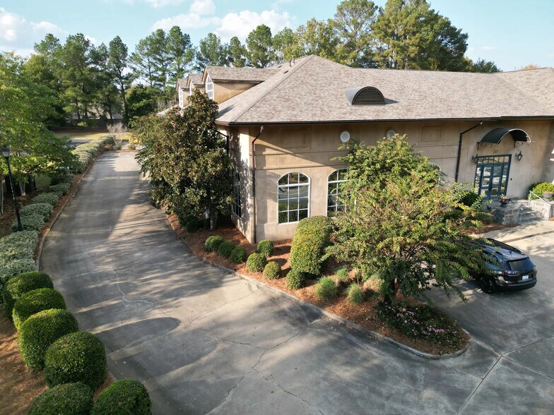 More Photos Of 587 Highland Colony Pky, Ridgeland Office For Lease
