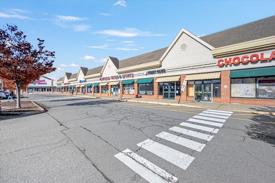 More Photos Of 374 Windsor Hwy, Vails Gate Unknown For Lease