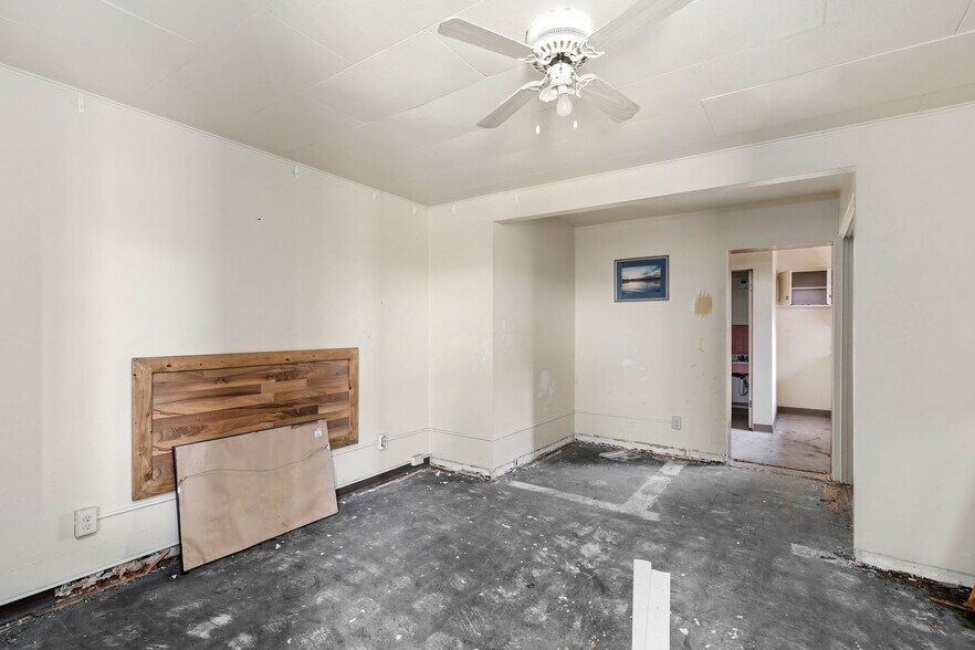 More Photos Of 1521 1st Ave NW, Great Falls Hotel For Sale