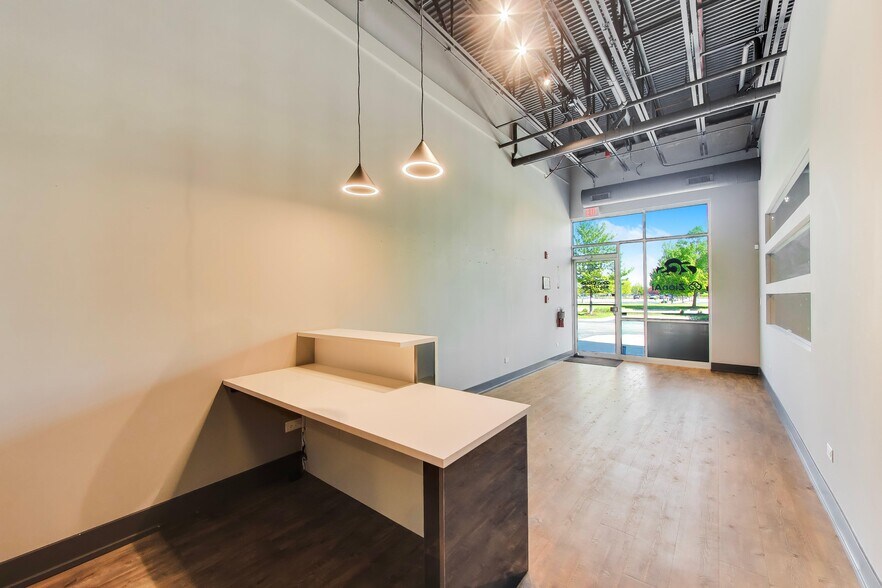 More Photos Of 2640 Patriot Blvd, Glenview Medical For Sale