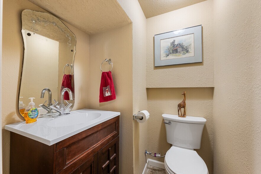 More Photos Of 2012 N Ruby St, Spokane Freestanding For Sale