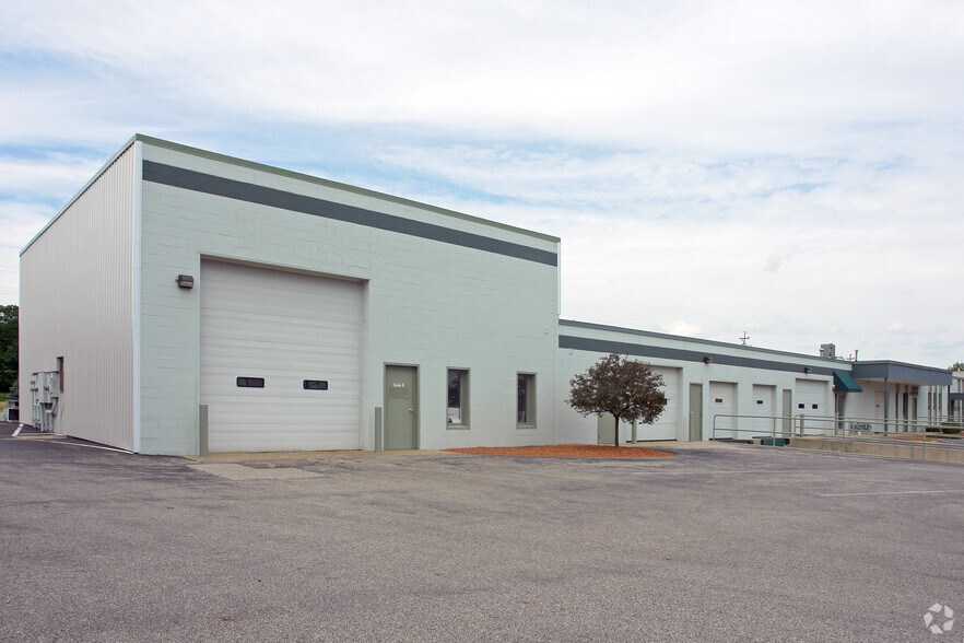 Primary Photo Of 215 Charles St, Holland Manufacturing For Lease