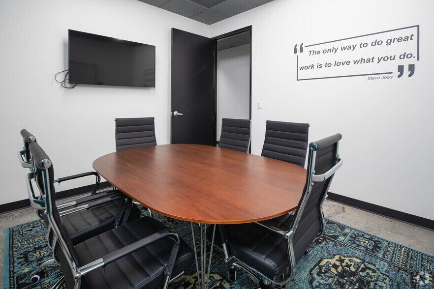 More Photos Of 2292 Faraday Ave, Carlsbad Research And Development For Sale