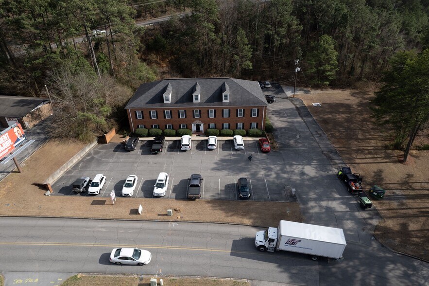 More Photos Of 2170 Clearbrook Rd, Birmingham Office For Sale