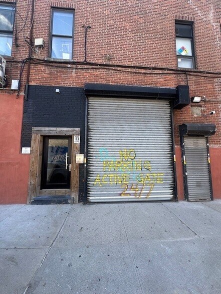 More Photos Of 175 Walnut Ave, Bronx Warehouse For Lease