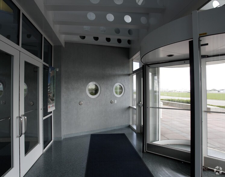 More Photos Of 1411 3rd St, Port Huron Office For Sale