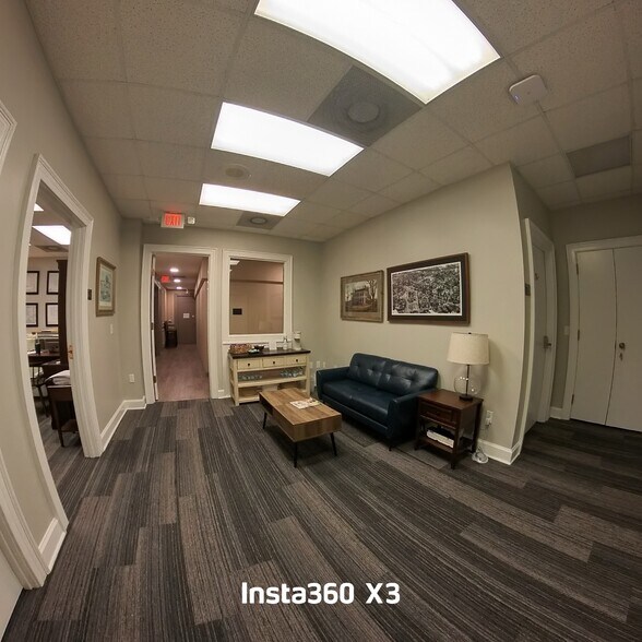 More Photos Of 198 E Main St, Franklin Medical For Lease