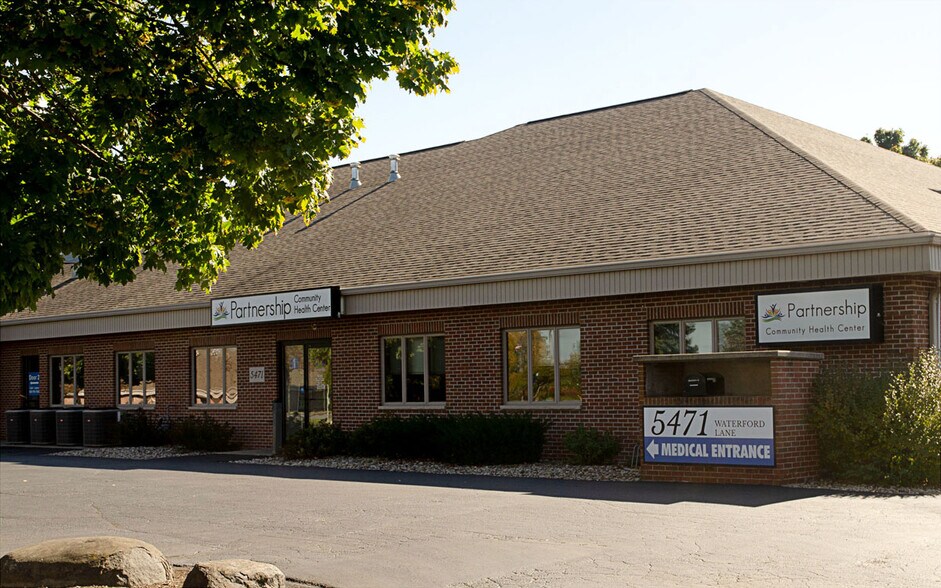 More Photos Of 5793 W Grande Market Dr, Appleton Unknown For Lease