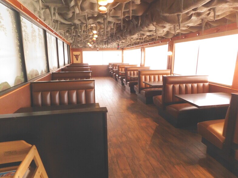 More Photos Of 2930 State Route 7, Howes Cave Restaurant For Sale