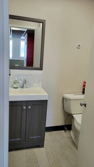 More Photos Of 1575 Hillside Ave, New Hyde Park Medical For Sale