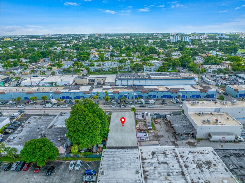 More Photos Of 1996 NW 22nd St, Miami Warehouse For Sale