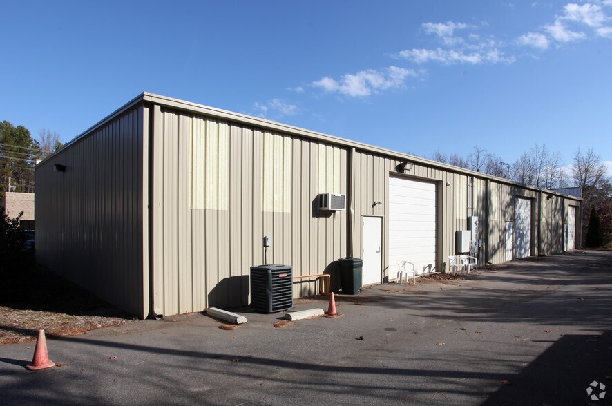 More Photos Of 110-150 Boardwalk Ave, Youngsville Light Distribution For Sale