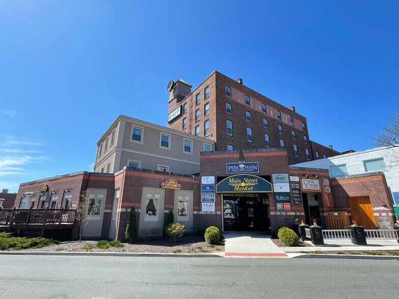 More Photos Of 366-386 Main St, Middletown Loft Creative Space For Lease