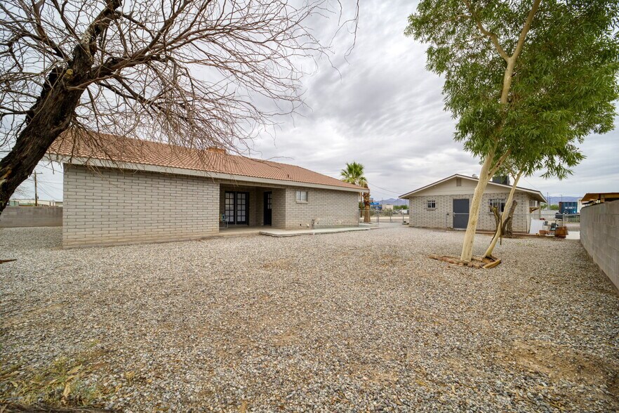 More Photos Of 5201 S Highway 95, Fort Mohave Storefront Retail Office For Sale