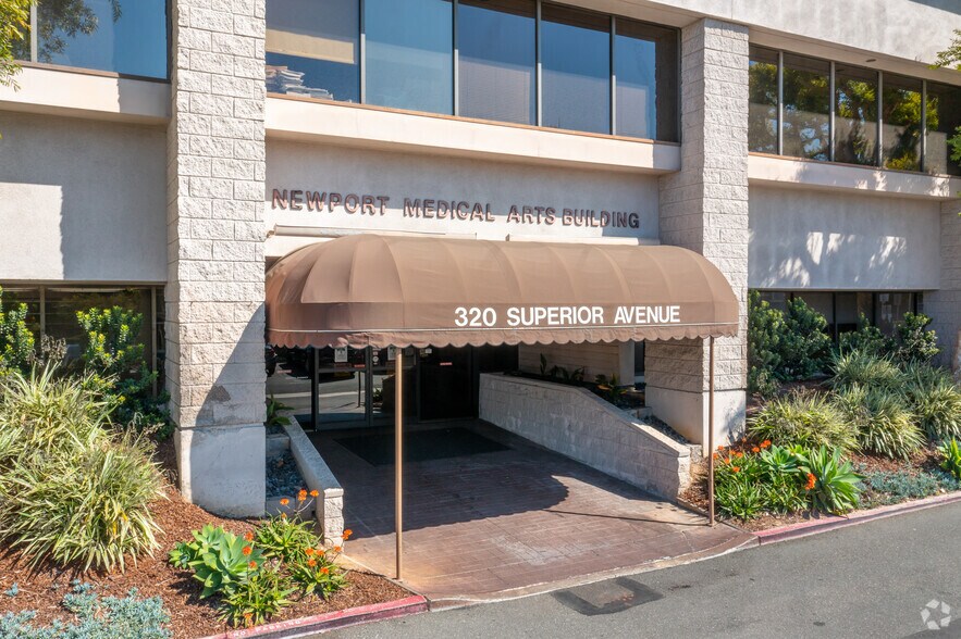 More Photos Of 320 Superior Ave, Newport Beach Medical For Lease