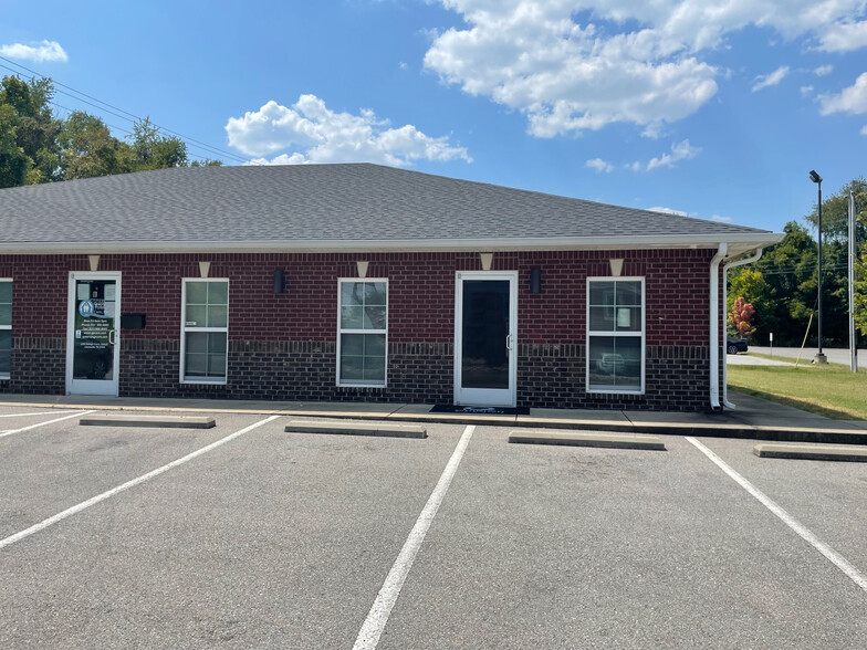 Primary Photo Of 2284 Raleigh Ct, Clarksville Office For Lease