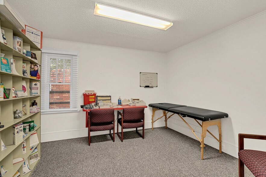 More Photos Of 1400 E Robinson St, Orlando Medical For Sale