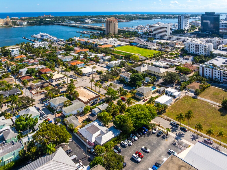 More Photos Of 315 9th St, West Palm Beach Office Residential For Sale