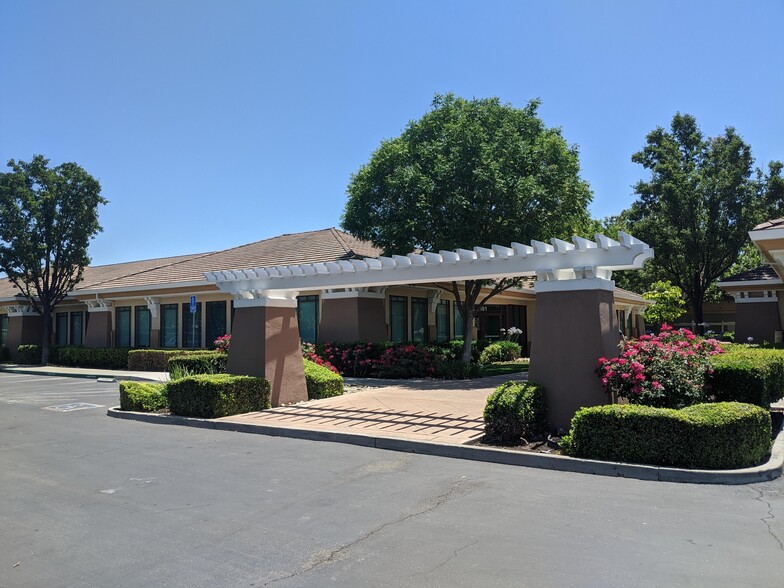 Primary Photo Of 1191 Central Blvd, Brentwood Medical For Sale