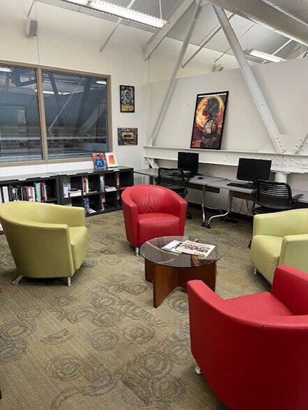 More Photos Of 4 Science Park, New Haven Office For Lease