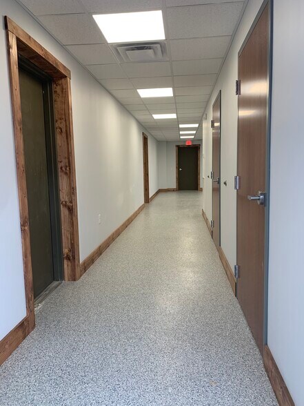 More Photos Of 7700 Allensville Rd, Allensville Warehouse For Lease