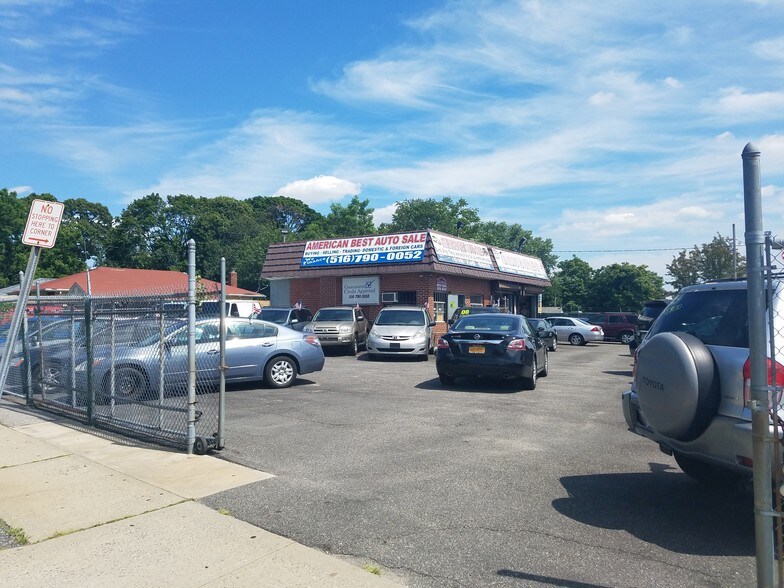 More Photos Of 739 Nassau Rd, Uniondale Auto Repair For Lease