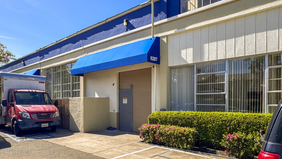 More Photos Of 1311-1425 63rd St, Emeryville Distribution For Lease