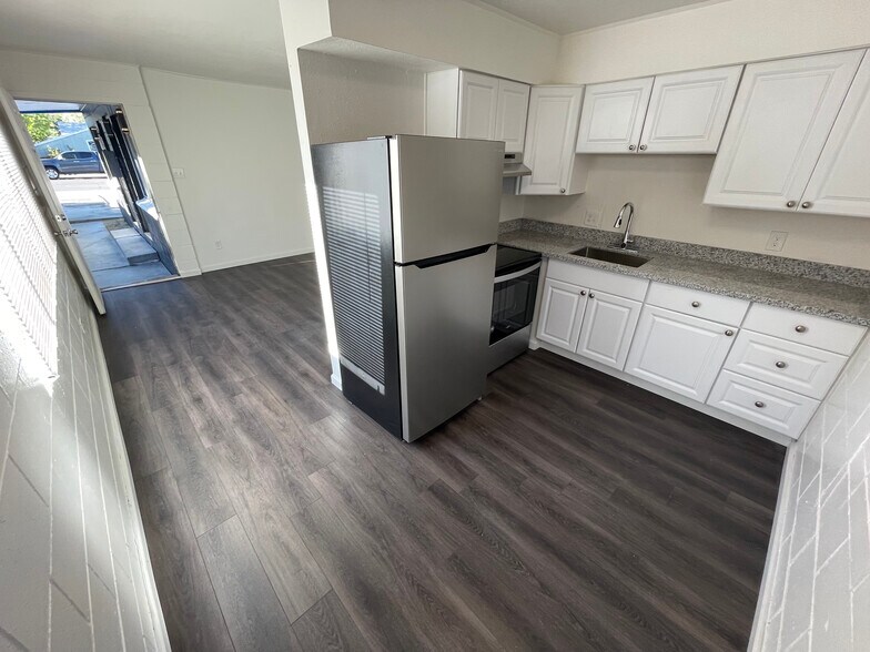 More Photos Of 512 Crampton St, Reno Apartments For Sale