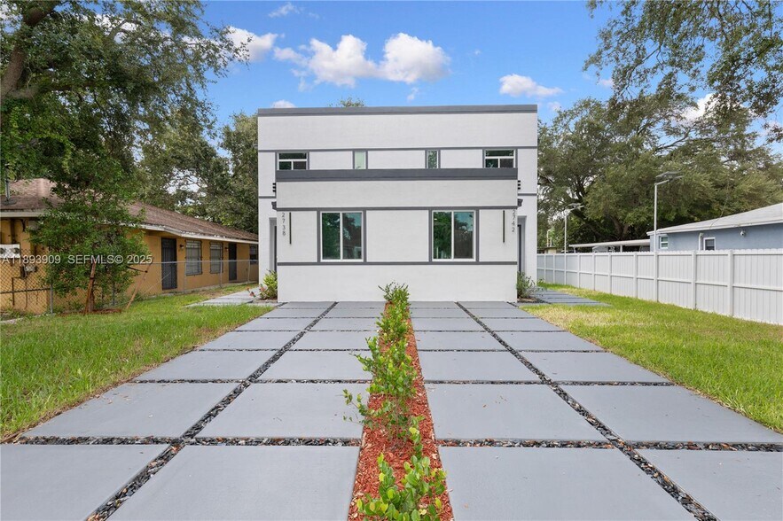 Primary Photo Of 2742 NW 48th St, Miami Healthcare For Sale